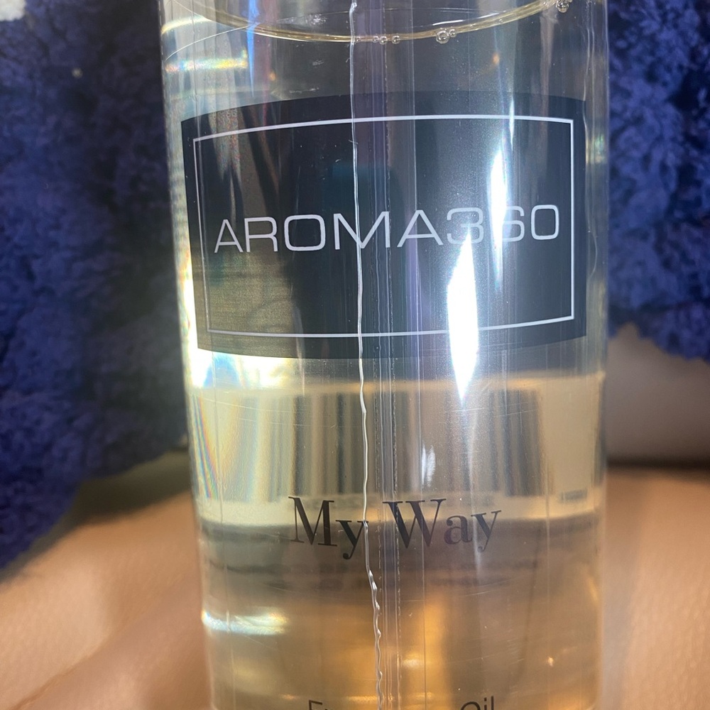 BRAND NEW, NEVER OPENED…..500 ml My Way fragrance oil